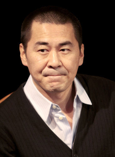 潘玮柏陈建斌谭咏麟成龙郑少秋 花心男星盘点