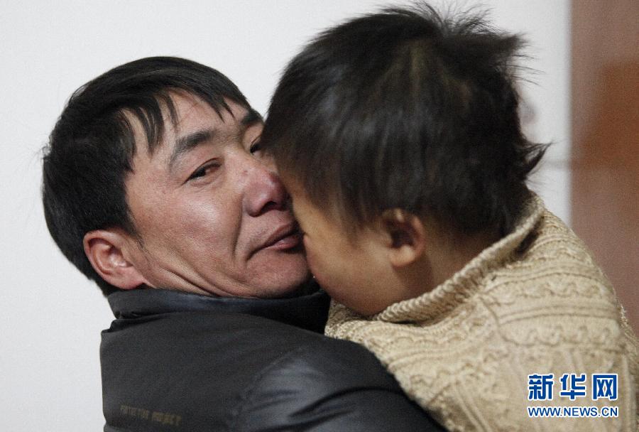 (关注春运)(16)回家的节奏:摩托返乡者的14小时回家路 (关注春运)(16)回家的节奏:摩托返乡者的14小时回家路